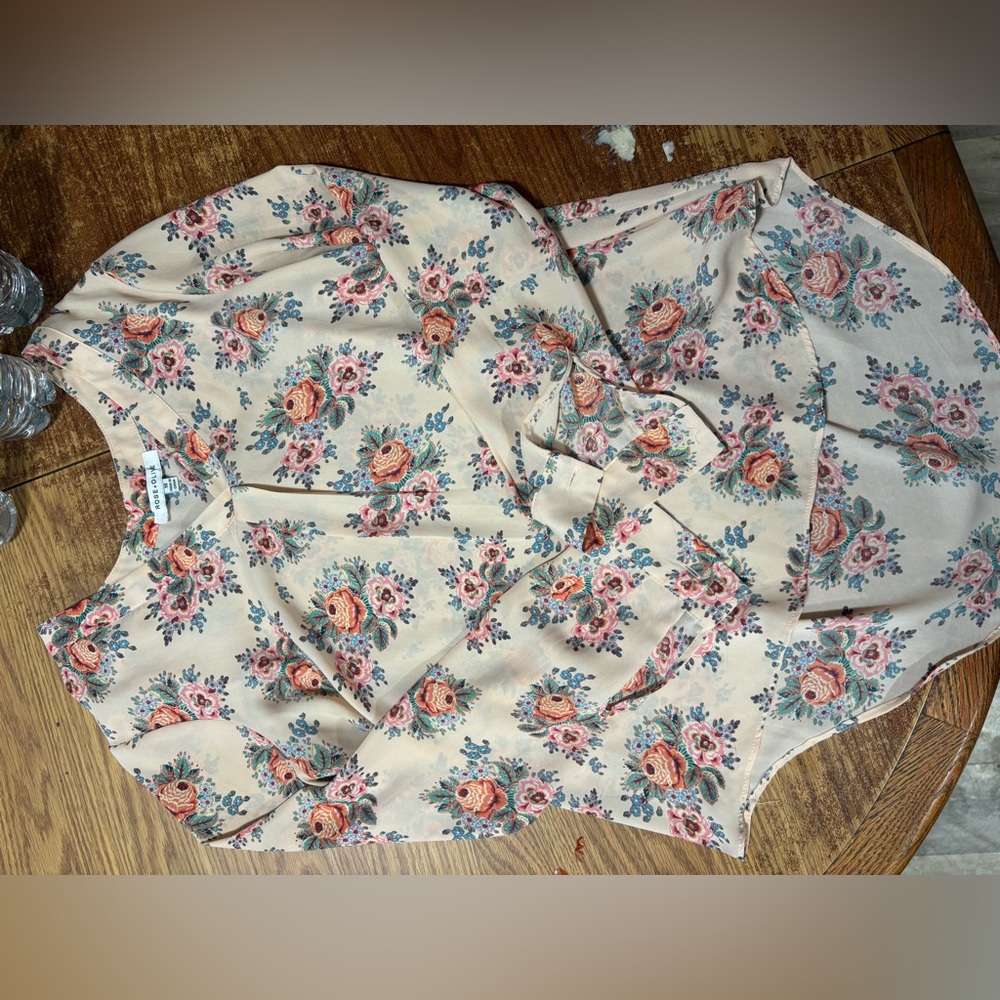 Floral Cream Blouse